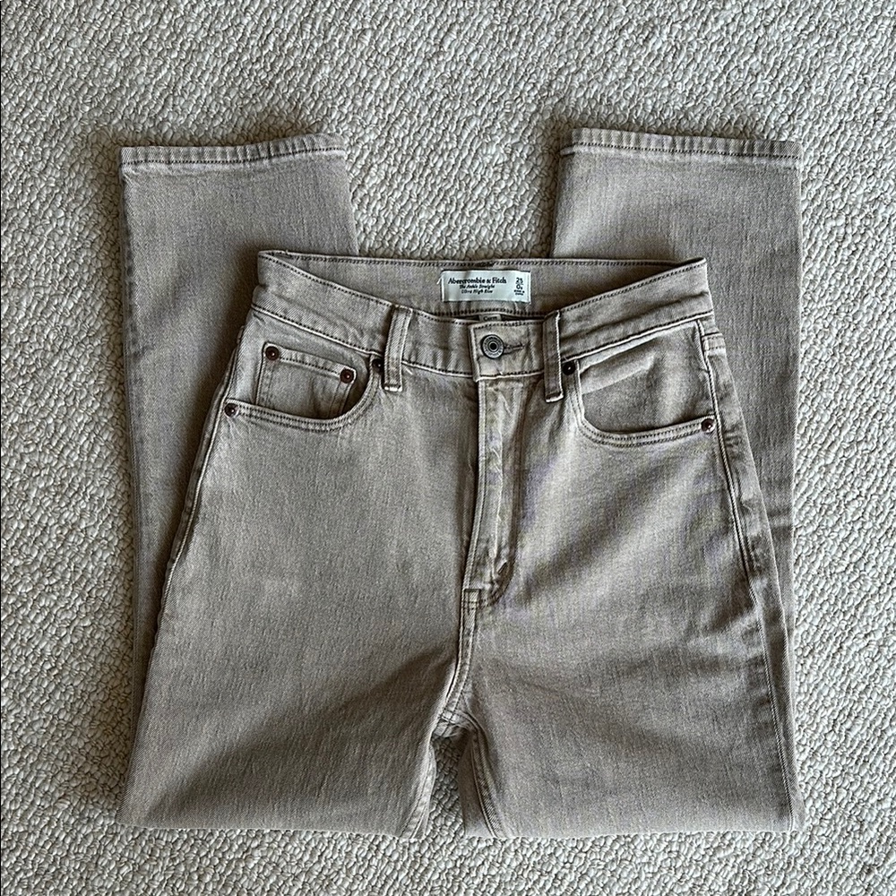 Abercrombie Beige Jeans